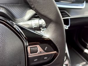Peugeot 2008 Active Puretech 100 S&S 6 Vel. MAN