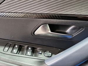 Peugeot 2008 Allure Puretech 130 S&S BVM6  1.2