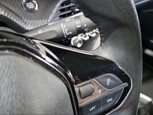 Peugeot 2008 Allure Puretech 130 S&S BVM6  1.2