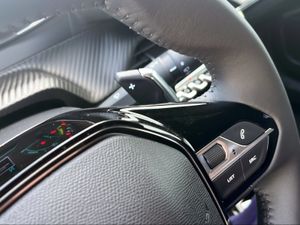 Peugeot 2008 N2008 Style Hybrid 136 eDCS6