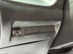 Peugeot 2008 N2008 Style Hybrid 136 eDCS6