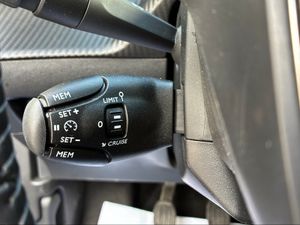 Peugeot 2008 Allure Puretech 100 S&S 6 Vel. MAN