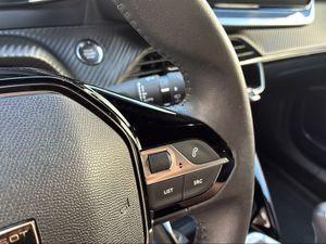 Peugeot 2008 Allure Puretech 100 S&S 6 Vel. MAN