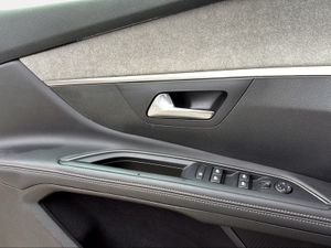 Peugeot 5008 1.5 BlueHDi 96kW S&S GT EAT8
