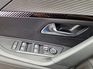 Peugeot 2008 N2008 Allure Hybrid 145 eDCS6