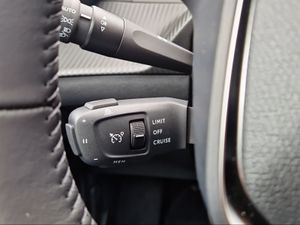 Peugeot 2008 N2008 Allure Hybrid 145 eDCS6