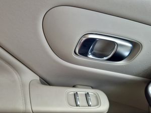 Leapmotor B10 B10 REEV 18.8 kWh Design Auto