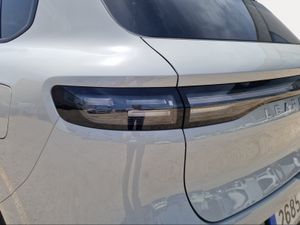 Leapmotor B10 B10 REEV 18.8 kWh Design Auto