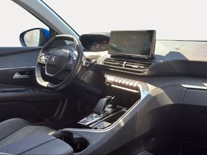 Peugeot 3008 Hybrid 225 e-EAT8 Roadtrip