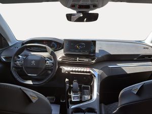 Peugeot 3008 Hybrid 225 e-EAT8 Roadtrip