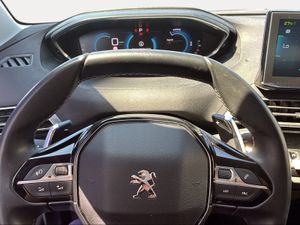 Peugeot 3008 Hybrid 225 e-EAT8 Roadtrip