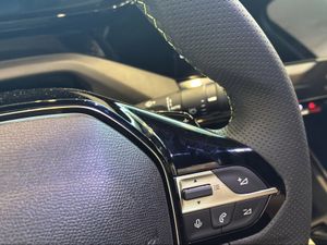 Peugeot 408 408 GT Exclusive HYBRID 145 eDCS6