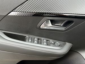 Peugeot 208 Allure Gasolina 100 S&S 6 Vel. MAN