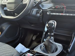Peugeot 2008 Allure Turbo 100 S&S 6 Vel MAN