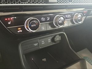 Honda Civic 2.0 i-MMD Elegance CVT