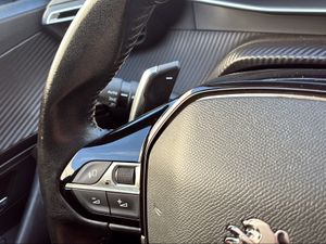 Peugeot 2008 Allure BlueHDI 130 S&S EAT8