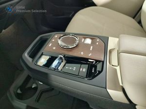 BMW iX xDrive40