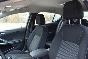 Opel Astra Selective 1.6 CDTI 110CV  - Foto 11