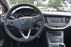Opel Astra Selective 1.6 CDTI 110CV  - Foto 12