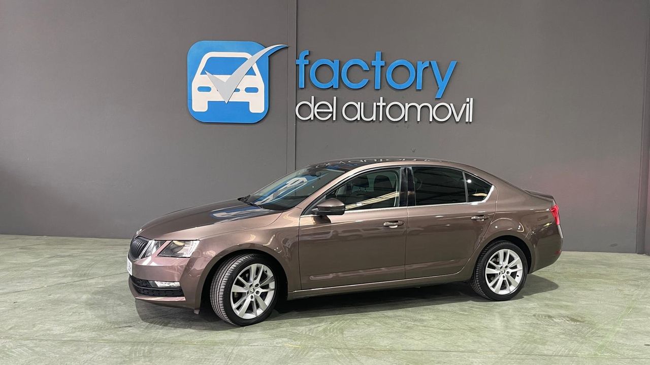 Skoda Octavia Like 1,6 TDI  (115 CV)   - Foto 1