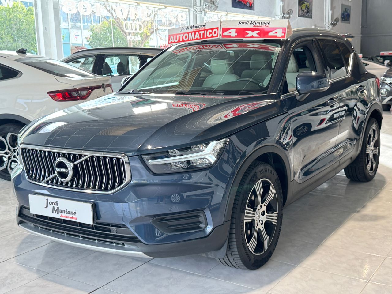 Volvo XC40 4WD 2.0D-4 190CV INSCRIPTION.- 