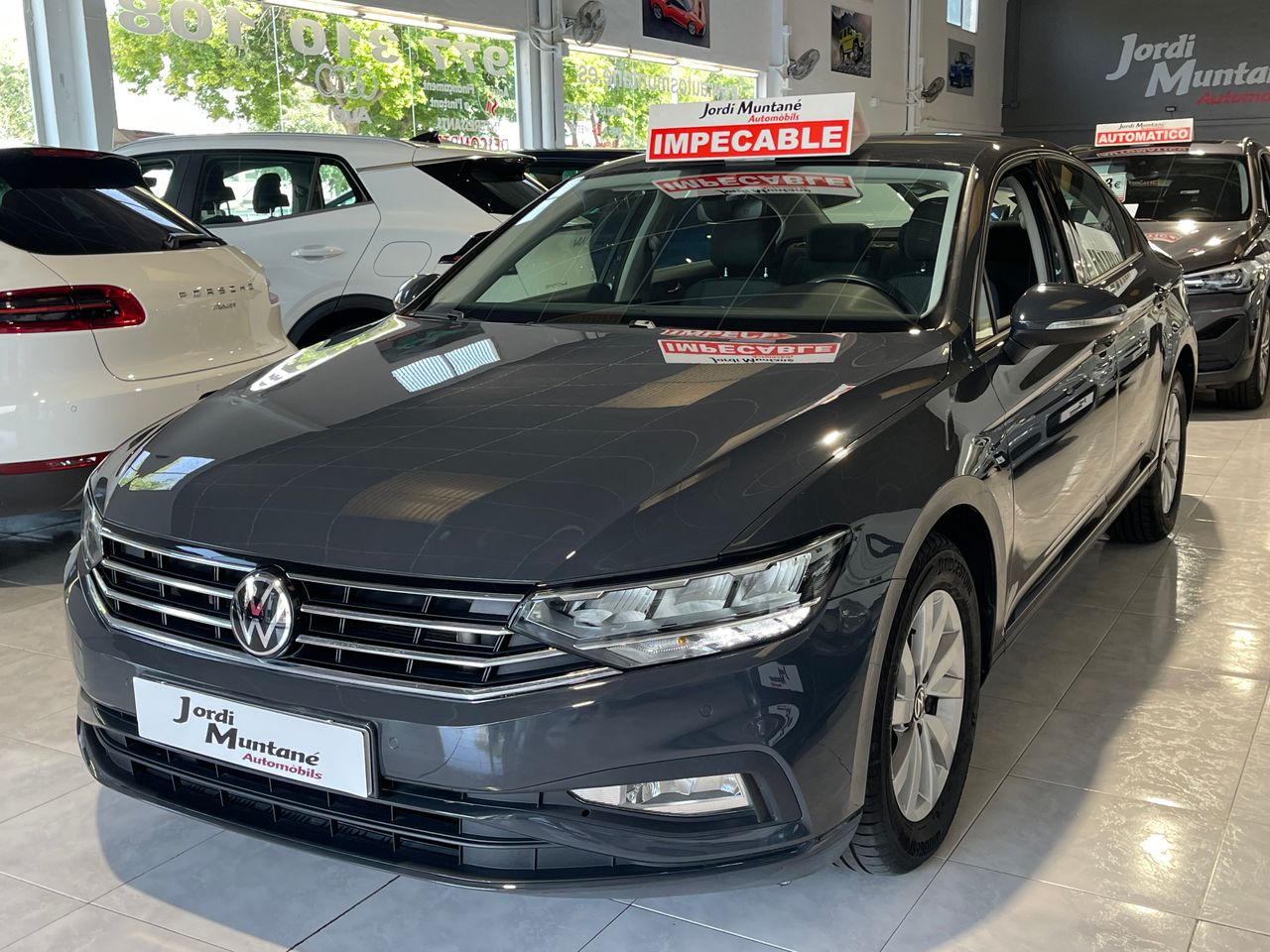 Volkswagen Passat 2.0 TDI 150CV BUSINESS .-