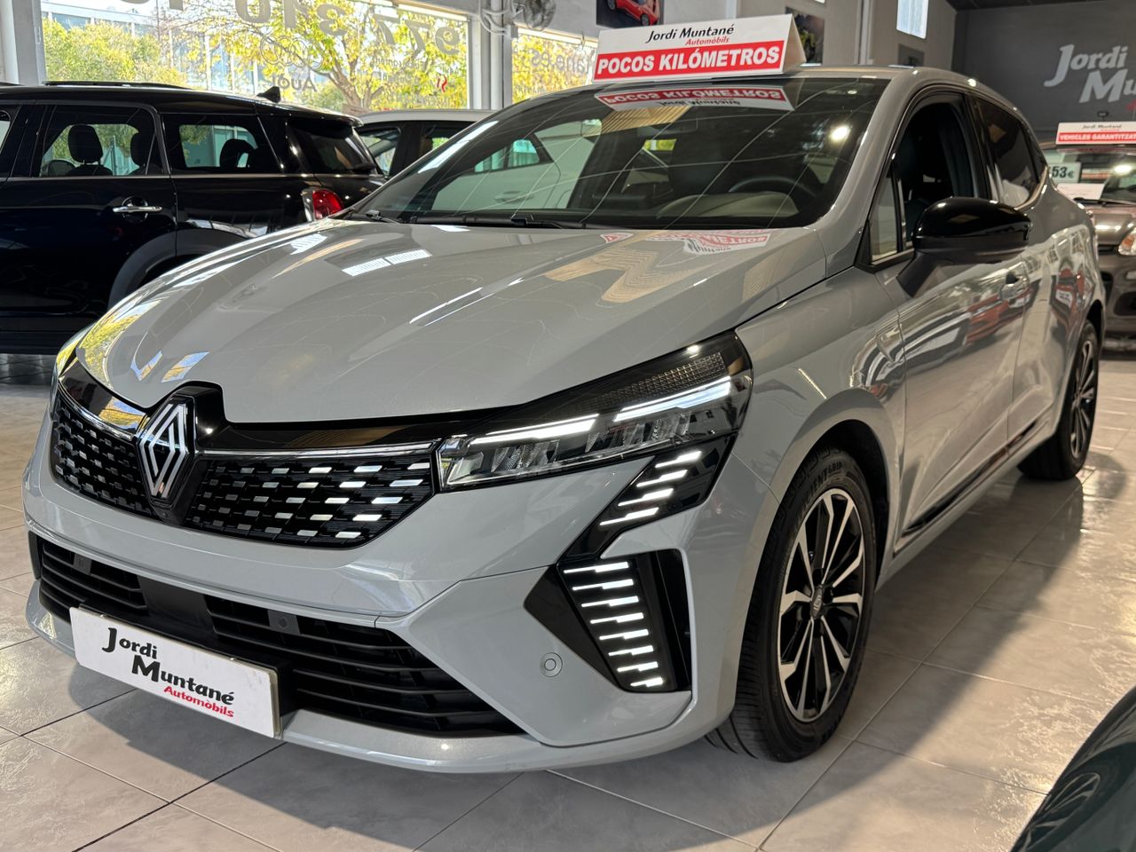 Renault Clio 1.0TCE 100CV TECHNO.- 