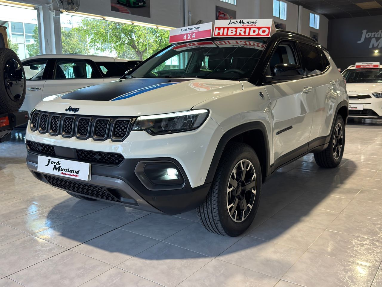 Jeep Compass Trailhawk 4xe PHEV 240 CV .-