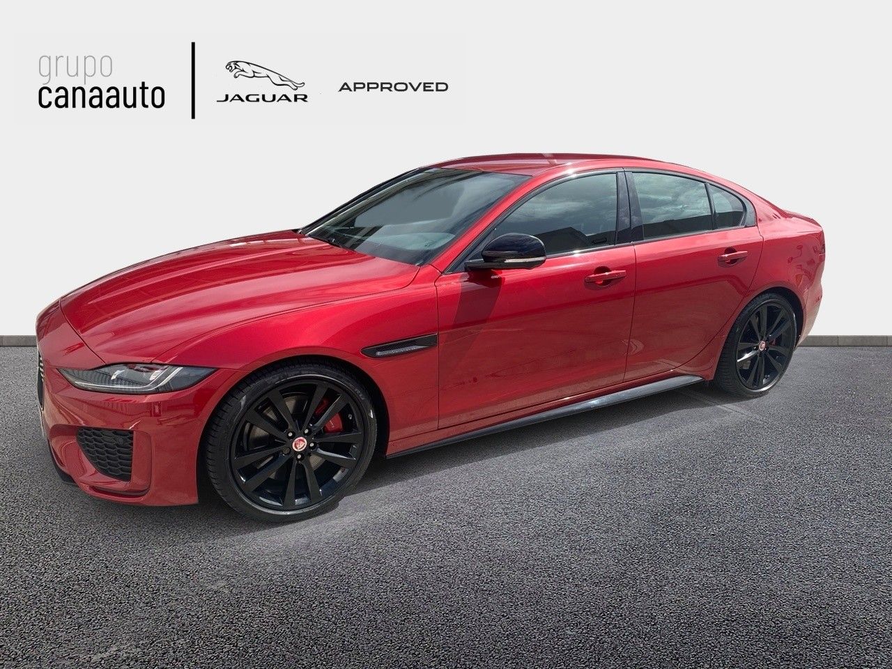 Jaguar XE 2.0 I4 R-Dynamic Black Edition RWD AT 184 kW (250 CV)   - Foto 1