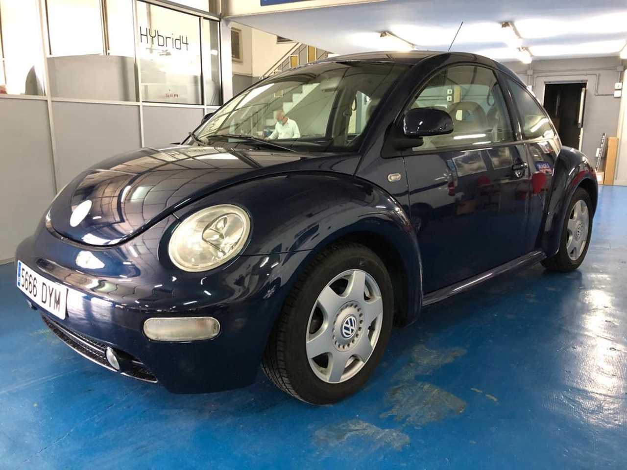 Volkswagen Beetle NEW   - Foto 1