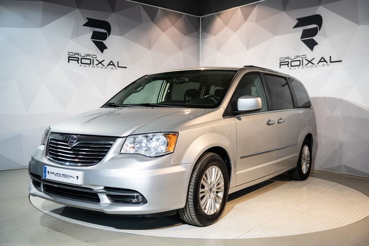 Lancia Voyager 2.8 CRD 163 CV Gold 7 PLAZAS  - Foto 1