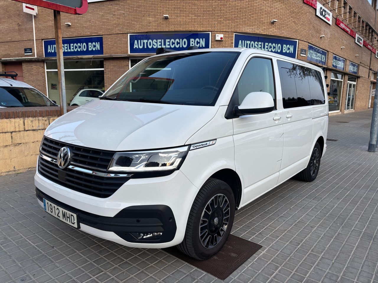 Volkswagen Caravelle Premium 2.0 TDI 150CV  - Foto 1