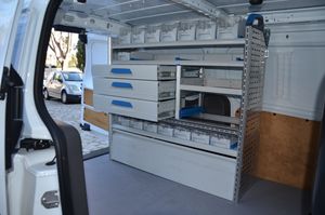 Ford Transit Connect FURGÓN 240 L2 TREND 1.5 TDCI 100CV MT6 E6dt /  CARGA AUMENTADA , ESTANTERÍAS SORTÍMO .  - Foto 26