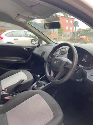 Seat Ibiza SC 1.4 TDI CR 75 Ecomotive Reference Plus 3p  - Foto 6
