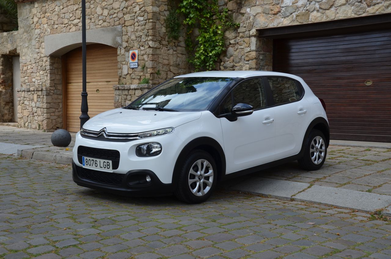Citroën C3 1.5 BLUEHDI S&S FEEL 100CV  Etiqueta C  // SUPER PRECIO ...   - Foto 1