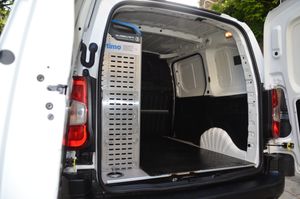 Citroën Berlingo BLUEHDI 75CV FURGÓN  ( ESTANTERÍAS MUEBLE DE TRABAJO SORTÍMO ) BOMBÍNES CERRAJERÍA EN PUERTAS  - Foto 27
