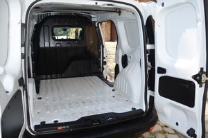 Renault Express CONFORT 1.5 BlueDci 70KW ( 95CV ) FURGÓN  / CERRADURAS ANTIRROBO  - Foto 19