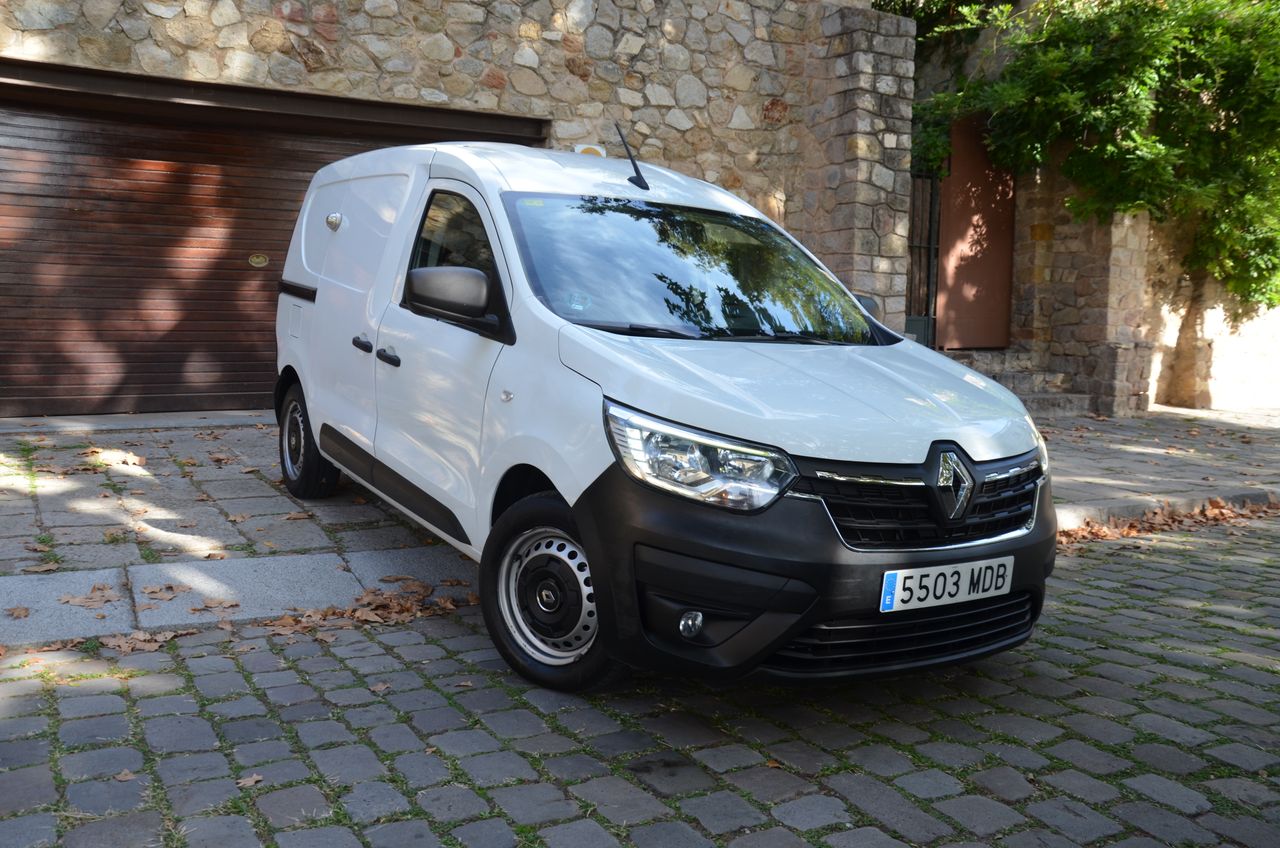 Renault Express CONFORT 1.5 BlueDci 70KW ( 95CV ) FURGÓN  / CERRADURAS ANTIRROBO  - Foto 1