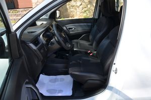 Renault Express CONFORT 1.5 BlueDci 70KW ( 95CV ) FURGÓN  / CERRADURAS ANTIRROBO  - Foto 23