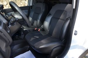 Renault Express CONFORT 1.5 BlueDci 70KW ( 95CV ) FURGÓN  / CERRADURAS ANTIRROBO  - Foto 3