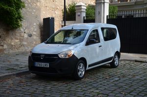 Dacia Dokker ESSENTIAL 1.5 Blue dCi 95 CV../ KOMBI 5P  - Foto 17