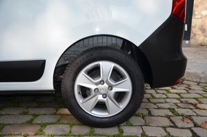 Dacia Dokker ESSENTIAL 1.5 Blue dCi 95 CV../ KOMBI 5P  - Foto 28