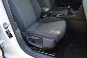 Seat Leon ST 1.6 TDI 115CV S&S STYLE/ ETIQUETA C  - Foto 51