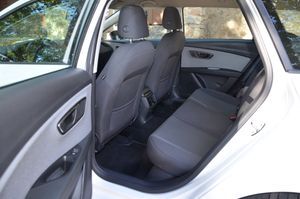 Seat Leon ST 1.6 TDI 115CV S&S STYLE/ ETIQUETA C  - Foto 15