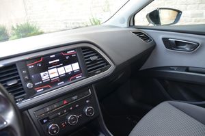 Seat Leon ST 1.6 TDI 115CV S&S STYLE/ ETIQUETA C  - Foto 39