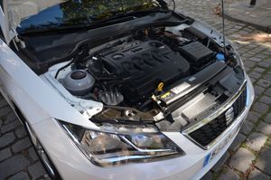 Seat Leon ST 1.6 TDI 115CV S&S STYLE/ ETIQUETA C  - Foto 59