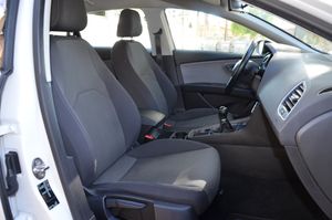 Seat Leon ST 1.6 TDI 115CV S&S STYLE/ ETIQUETA C  - Foto 50