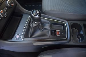 Seat Leon ST 1.6 TDI 115CV S&S STYLE/ ETIQUETA C  - Foto 13