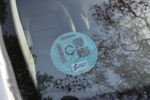 Renault Express CONFORT 1.5 BlueDci 70KW ( 95CV ) FURGÓN  / CERRADURAS ANTIRROBO - Foto 28