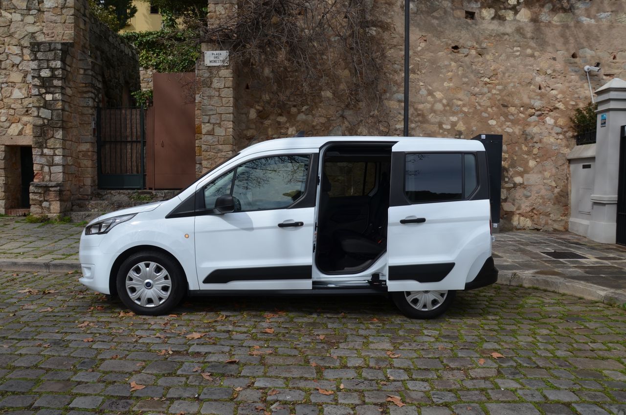 Ford Tourneo Connect Transit Connect Kombi L1 Trend 1.5 TDCi 74 kW (100 CV) - Foto 1